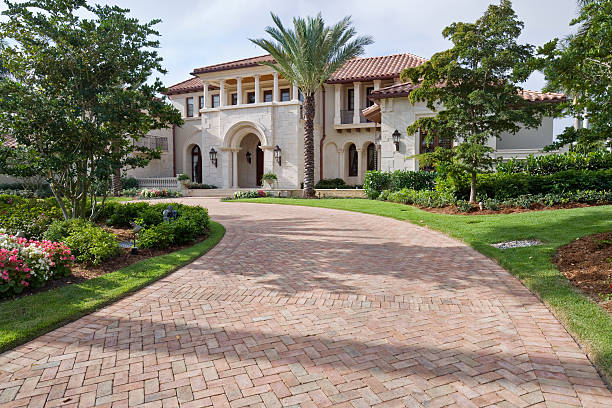 Reasons to Select Us for Your Driveway Paving Requirements in Alva, FL
